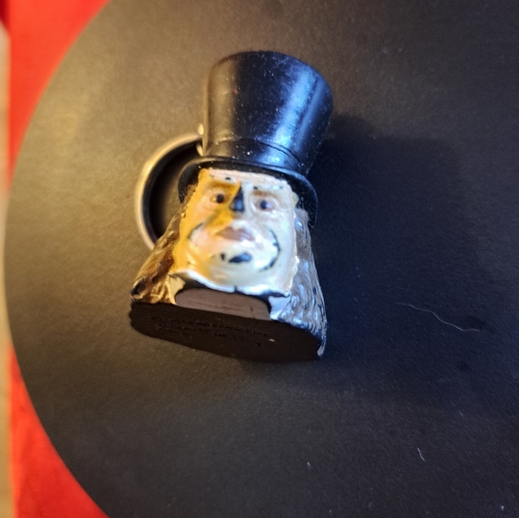 3 Unigue Keychains - Picture 4 of 4